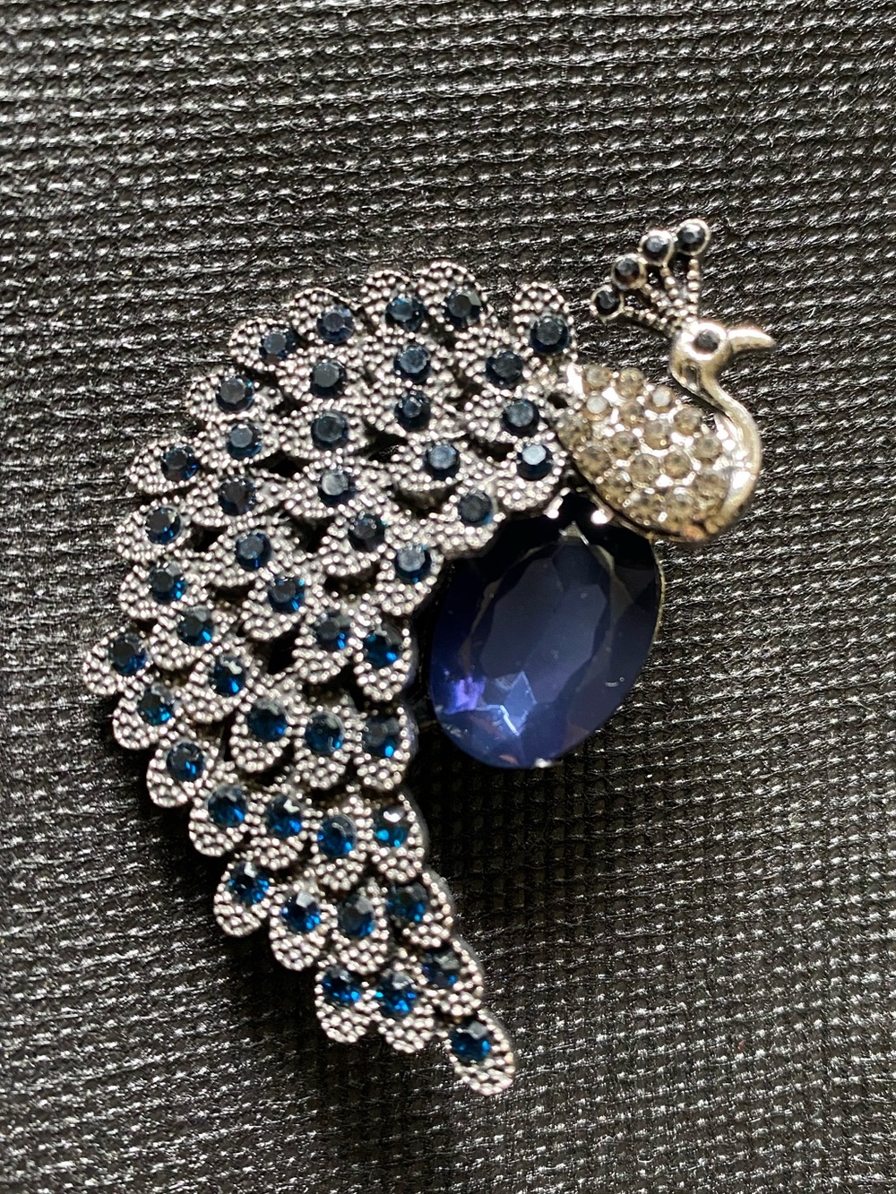 Blue Crystal Peacock Brooch - Elegant Women's Jewelry